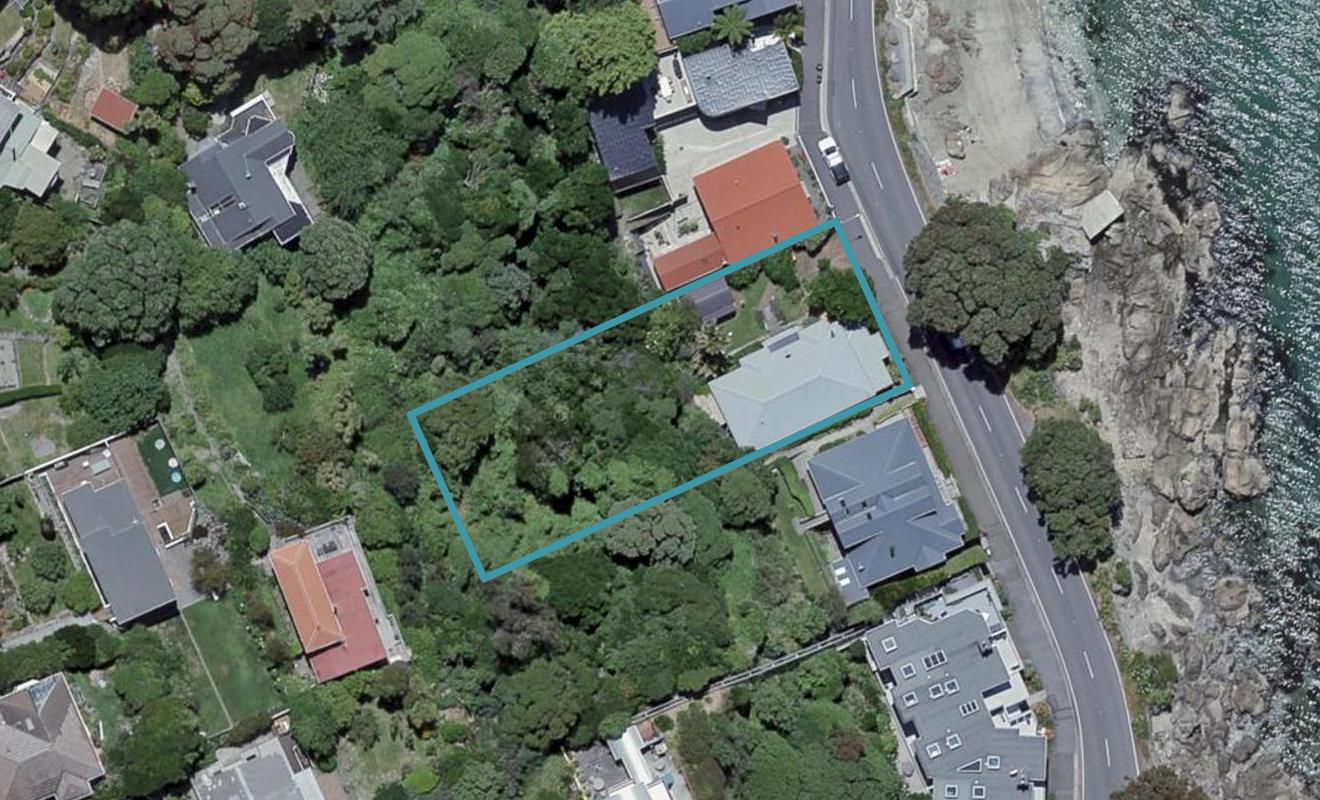 373 Karaka Bay Road, Karaka Bays, Wellington - Carousel 1