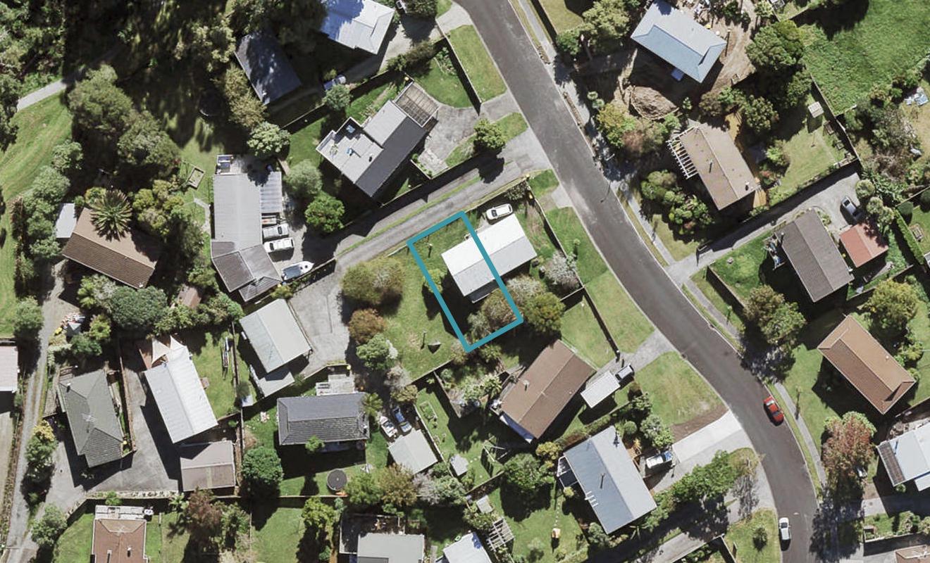 18B Edgware Road, West Harbour, Auckland - Carousel 1