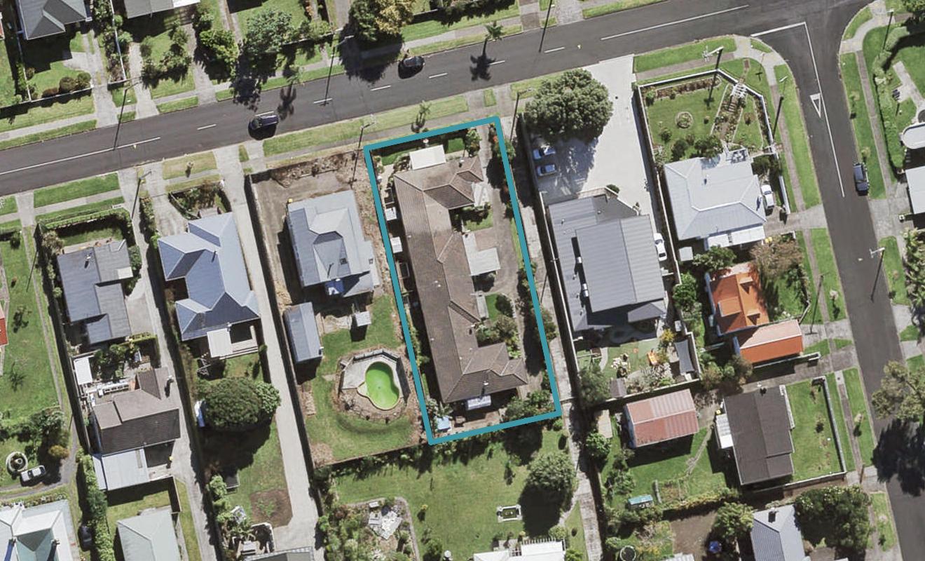 3/43 Mcintyre Road, Mangere Bridge, Auckland - Carousel 1