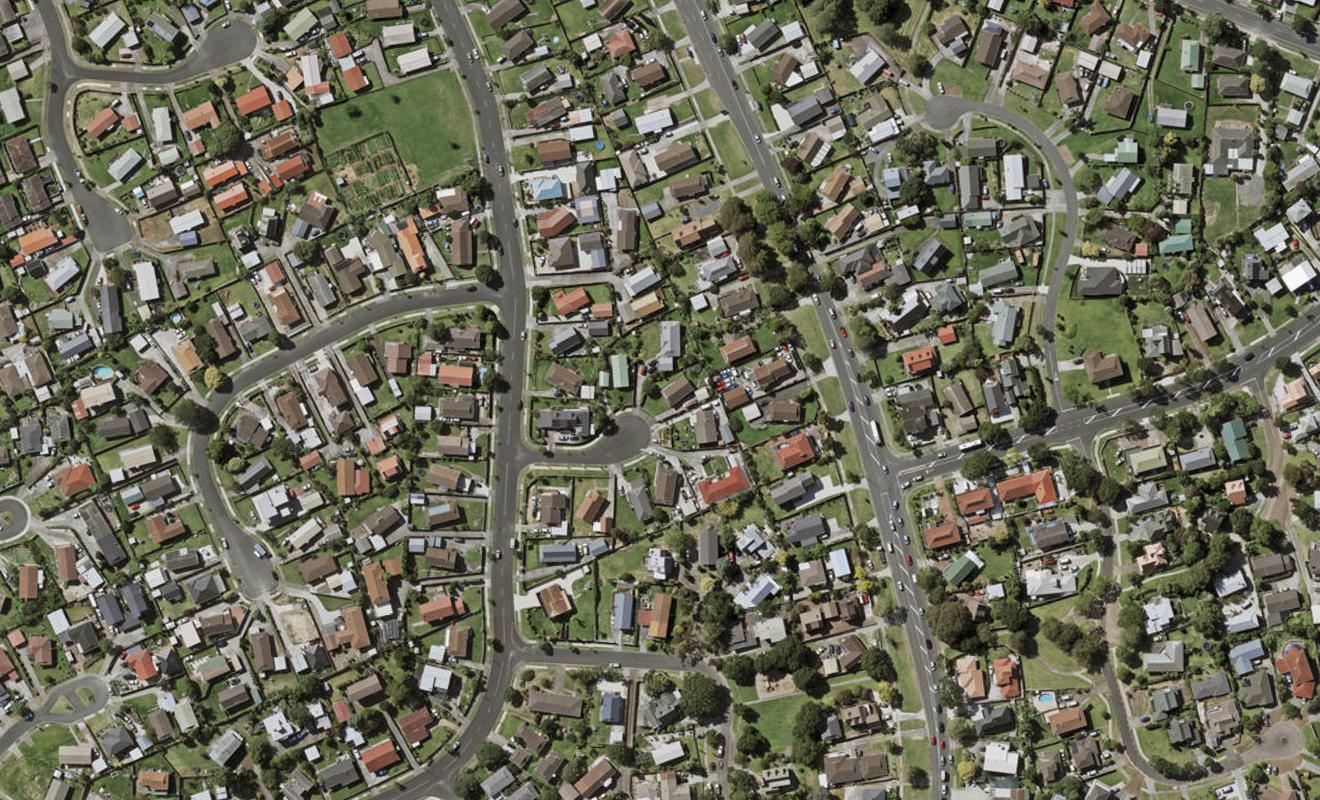 8 Kepler Place, Clover Park, Auckland - Carousel 1