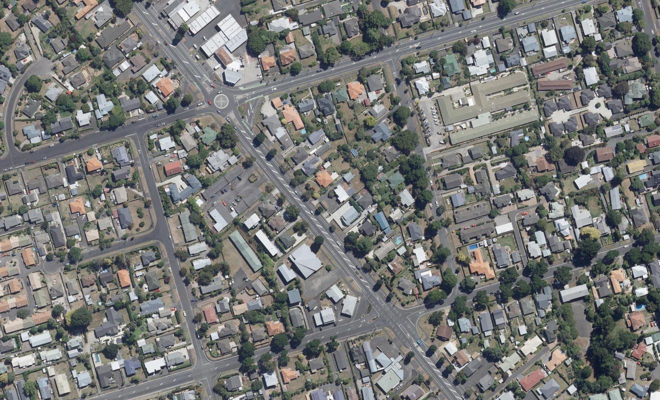 82 Grey Street, Hamilton East, Hamilton - Carousel 1
