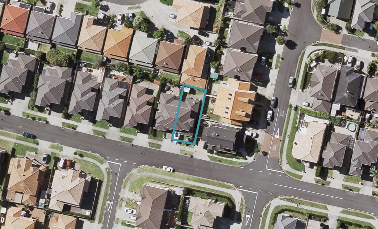 17 Kestev Drive, Flat Bush, Auckland - Carousel 1