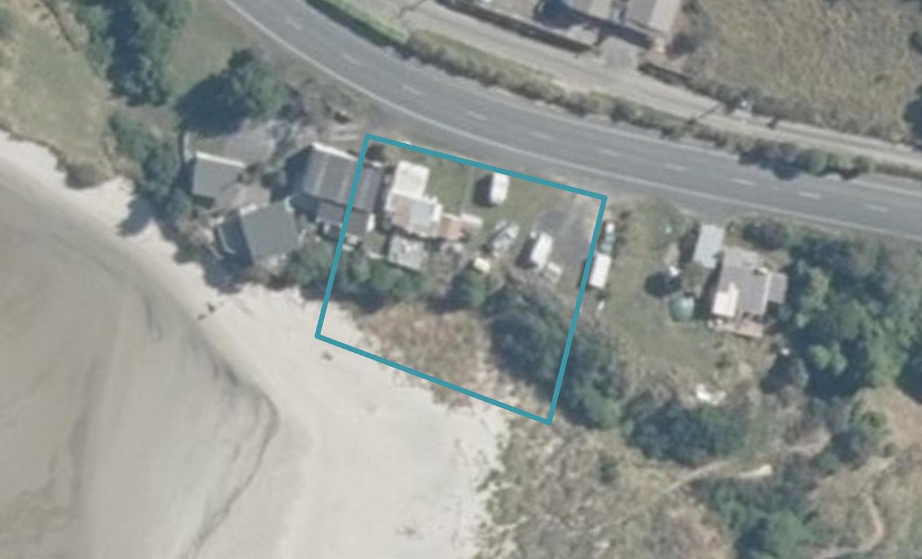 1413 Taieri Mouth Road, Taieri Mouth - Carousel 1