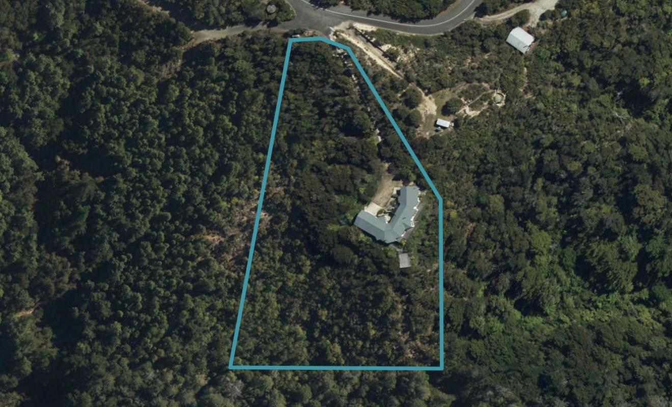 106 Tokongawa Drive, Kaiteriteri - Carousel 1