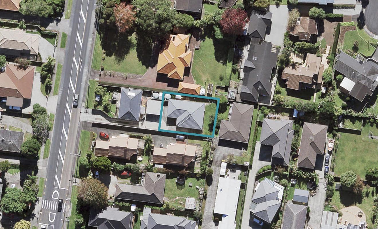 81A Te Atatu Road, Te Atatu South, Auckland - Carousel 1