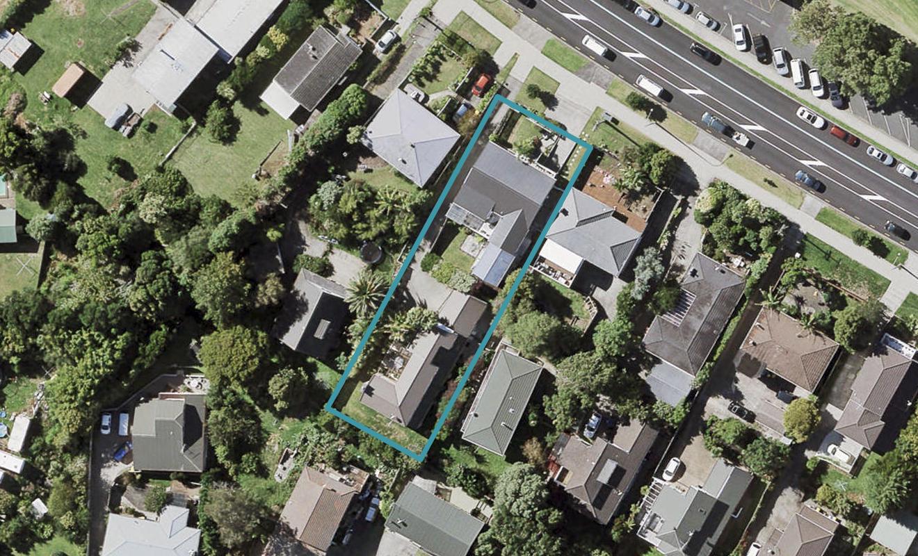 1/294 East Coast Road, Forrest Hill, Auckland - Carousel 1