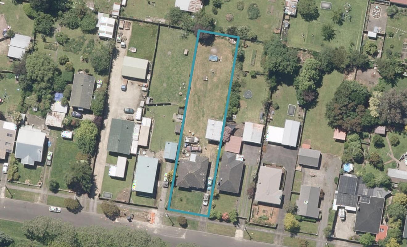 8 Burmah Street, Aramoho, Whanganui - Carousel 1