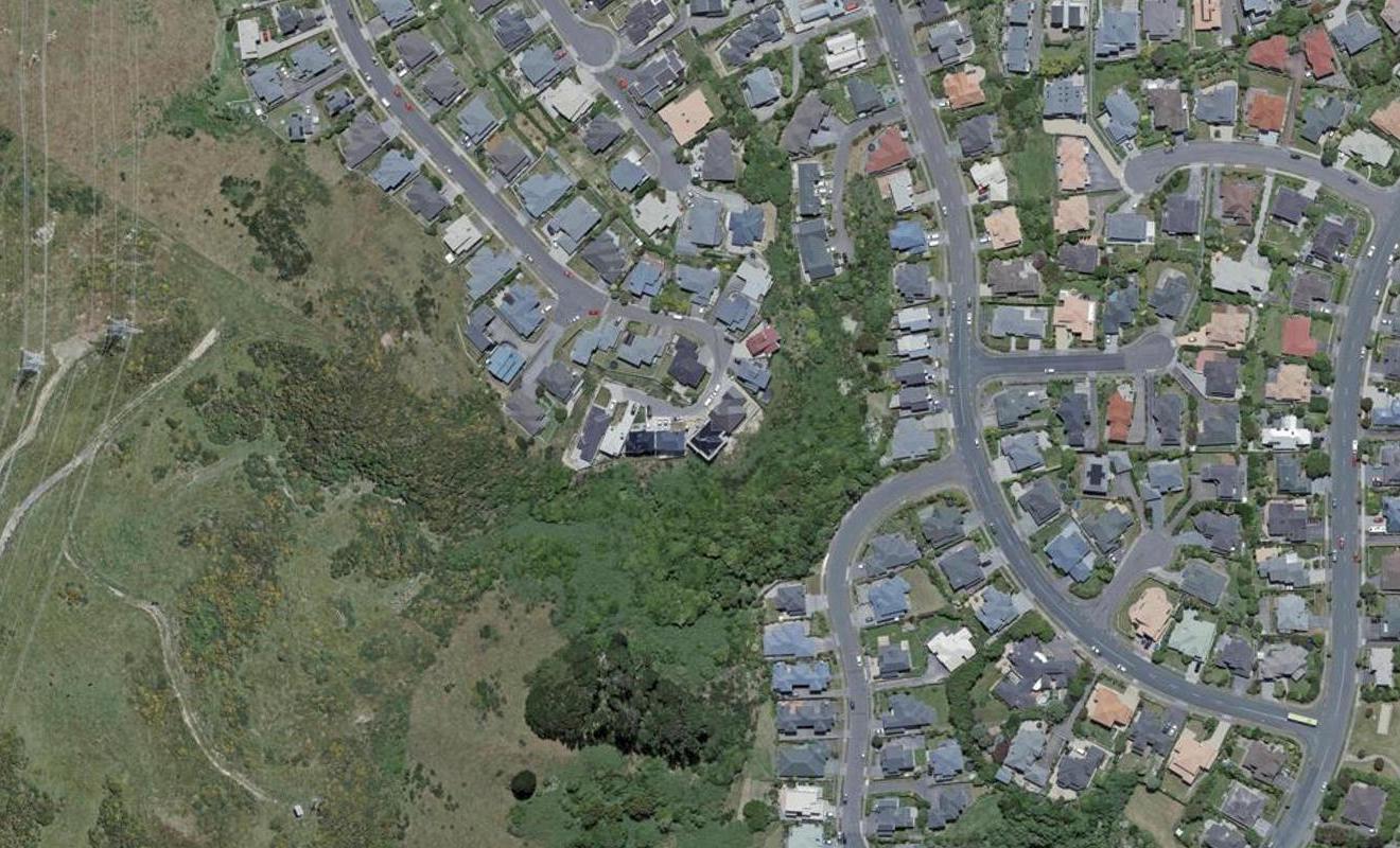 71 Erlestoke Crescent, Churton Park, Wellington - Carousel 1