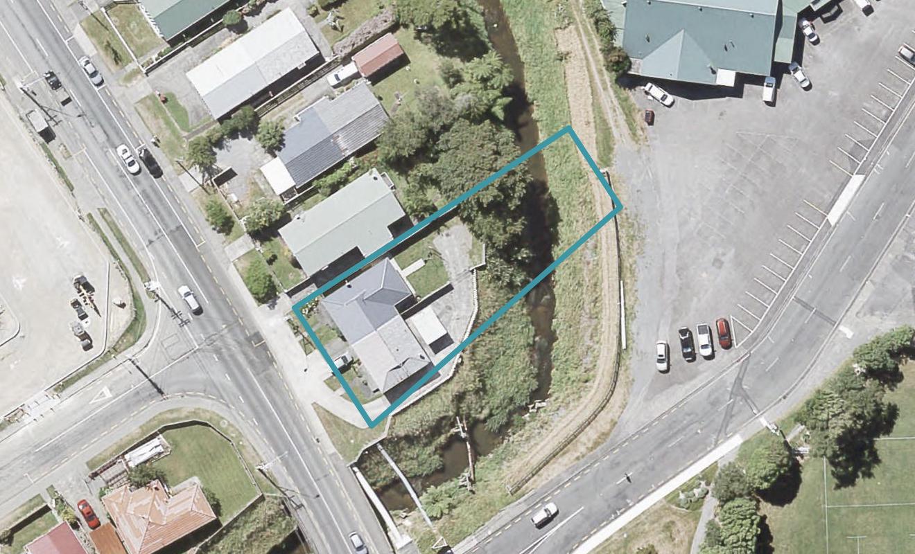 95B Main Road, Wainuiomata, Lower Hutt - Carousel 1