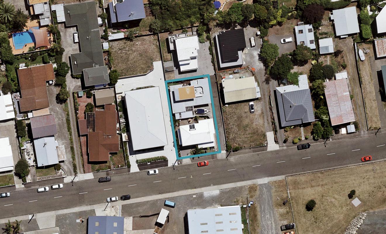 2/8 Meeanee Quay, Westshore, Napier - Carousel 1