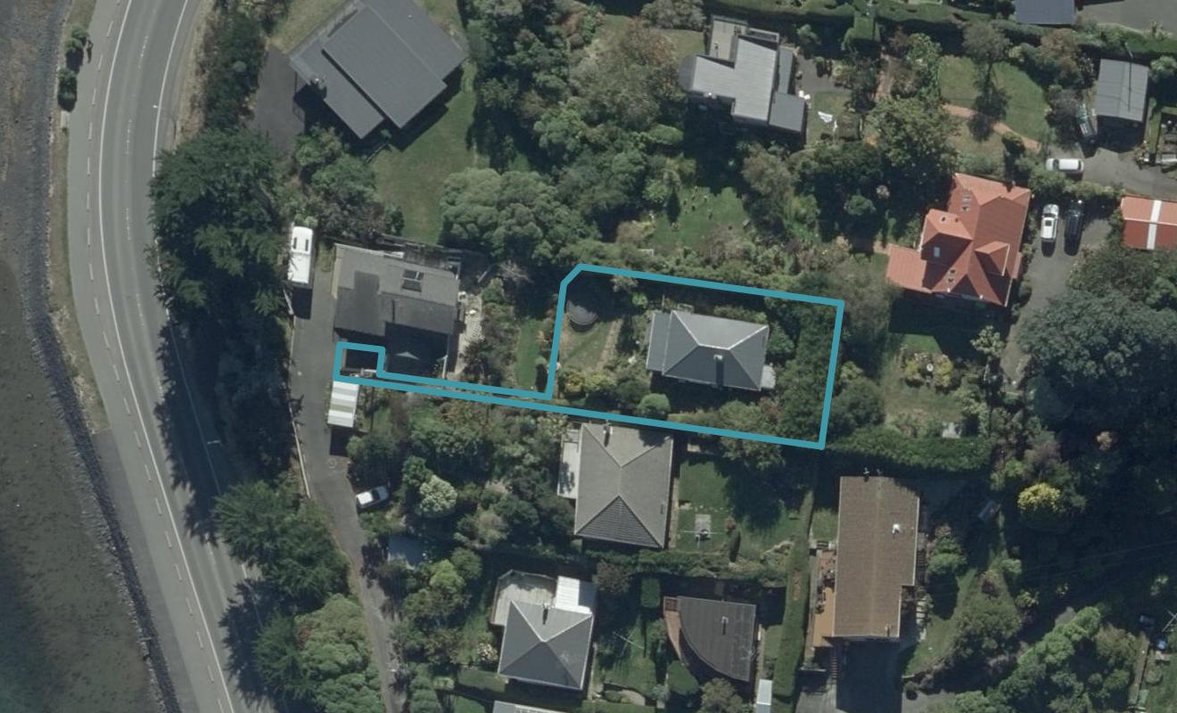 12 Bewley Avenue, Macandrew Bay, Dunedin - Carousel 1