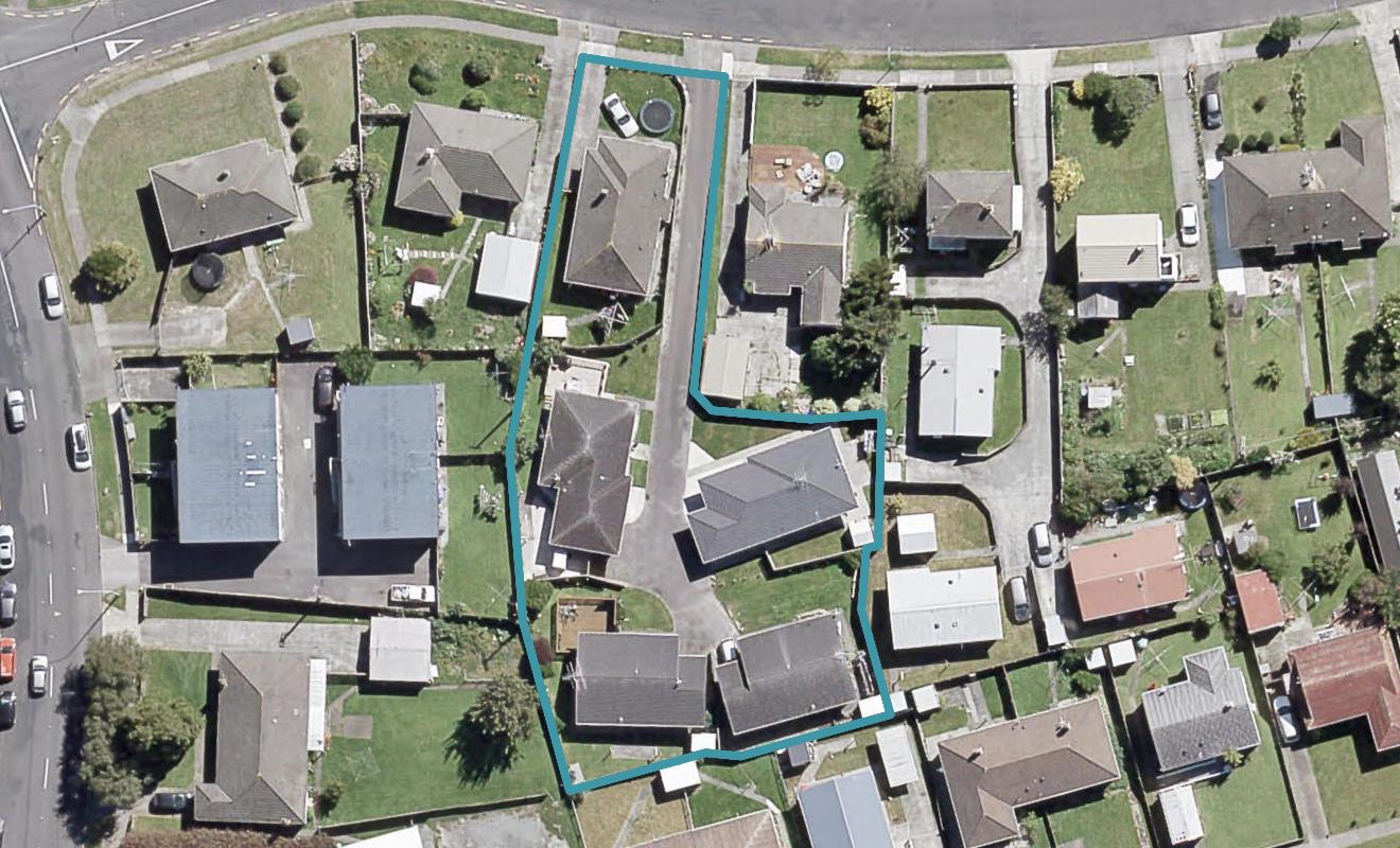 3/8 Hewer Crescent, Naenae, Lower Hutt - Carousel 1