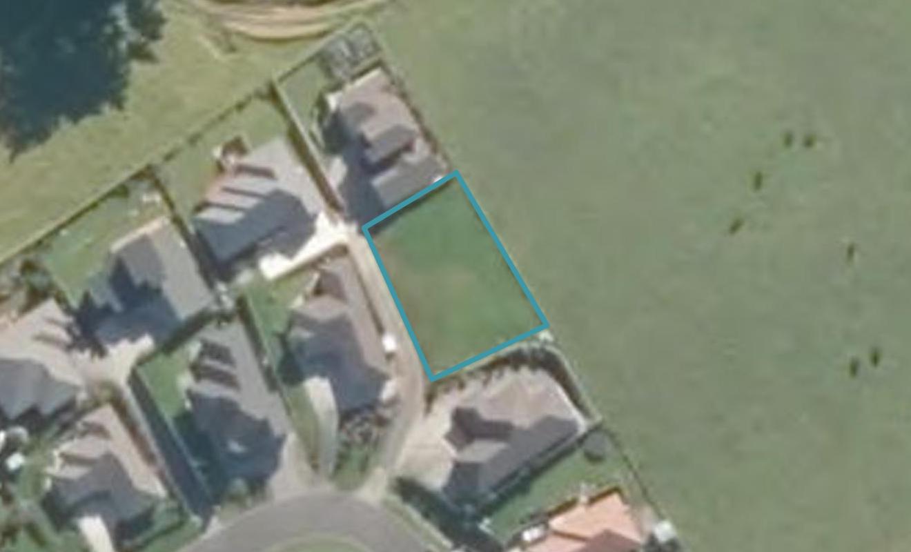 27 Roderick Place, Onerahi, Whangarei - Carousel 1