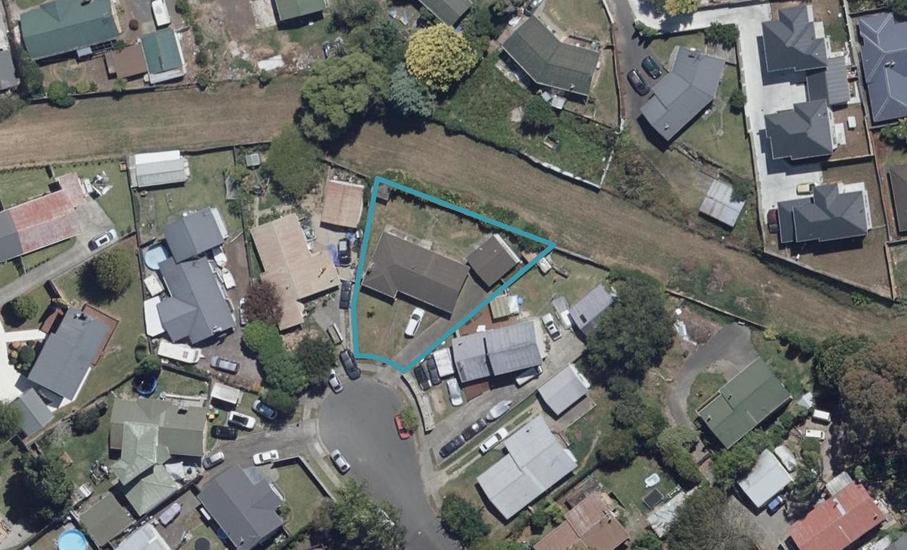 52 Joanna Place, Deanwell, Hamilton - Carousel 1