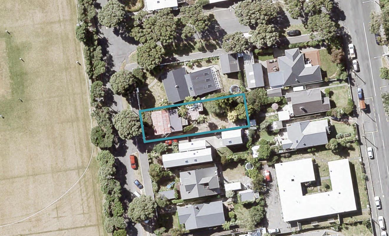 101 Oroua Street, Eastbourne, Lower Hutt - Carousel 1