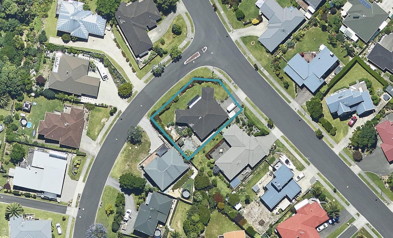 1 Eclipse Terrace, Welcome Bay, Tauranga - Carousel 1