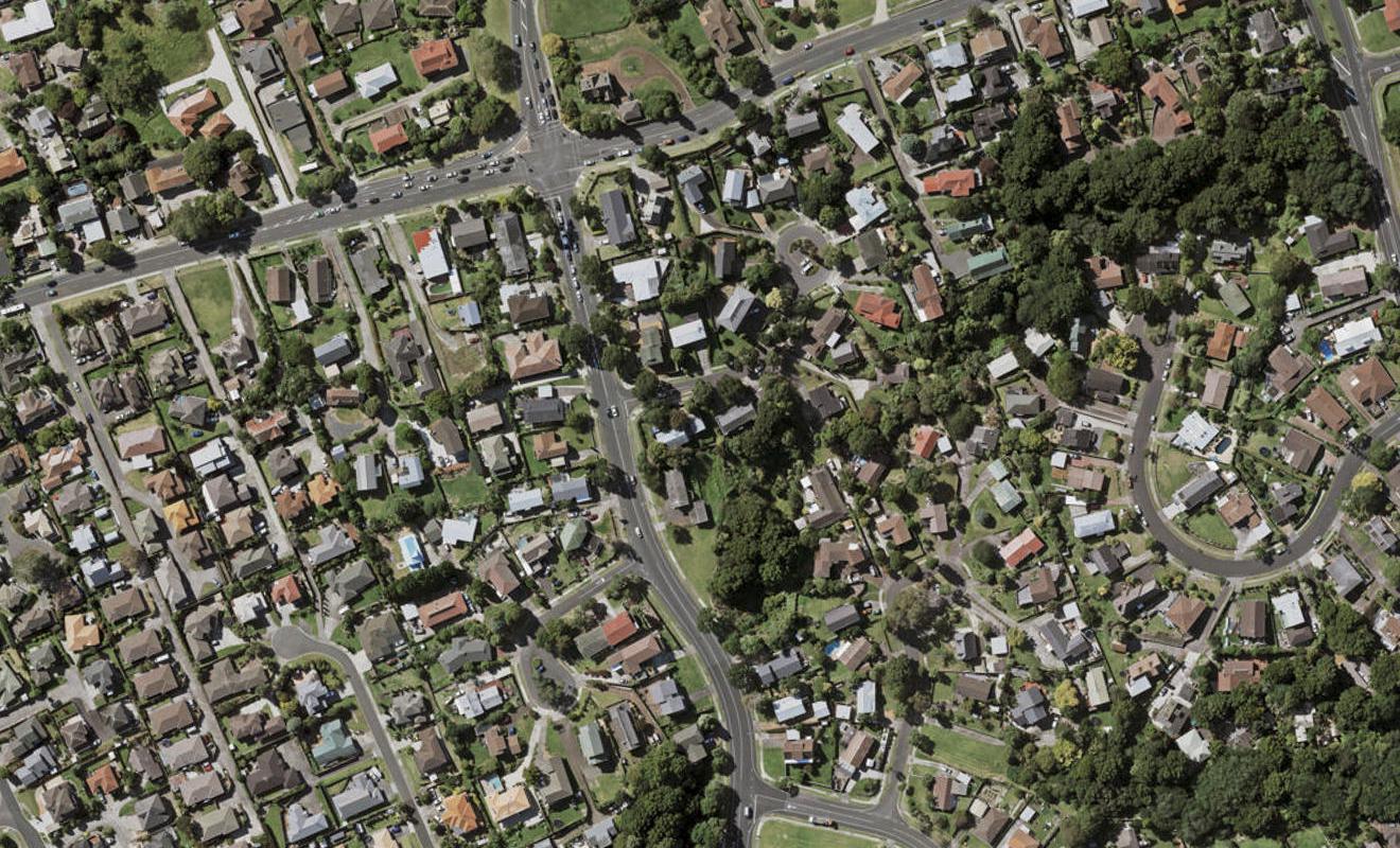 1C Flamingo Court, Goodwood Heights, Auckland - Carousel 1