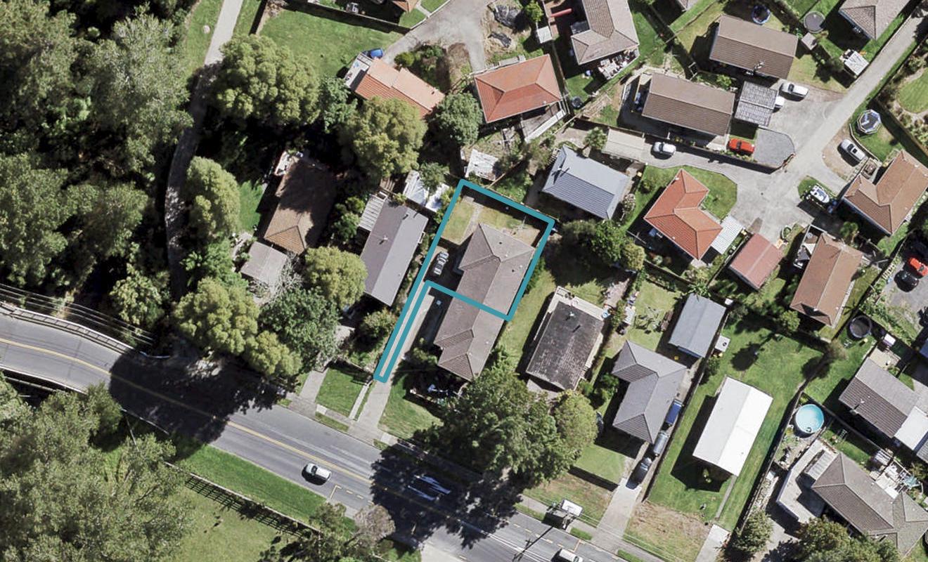 106 Parrs Cross Road, Sunnyvale, Auckland - Carousel 1