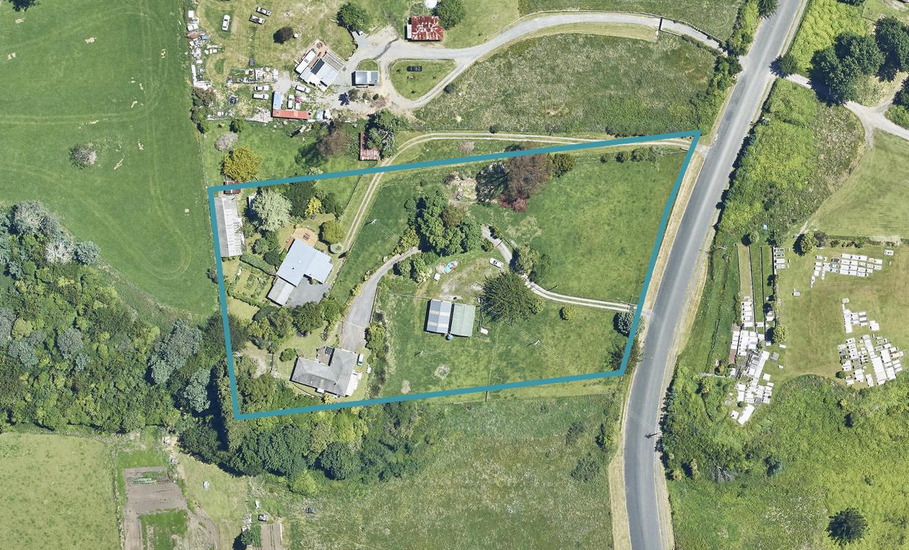 124 Leonard Road, Ngongotaha, Rotorua - Carousel 1