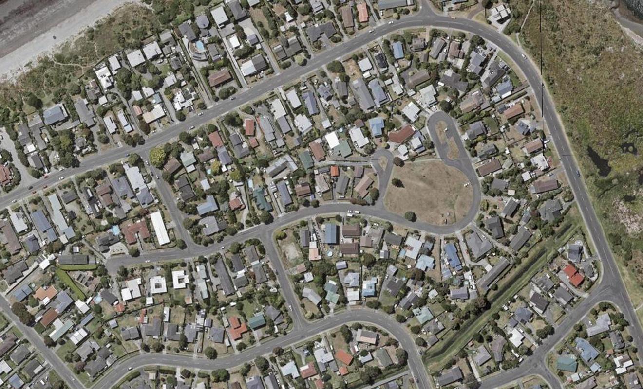 41 Olive Terrace, Paraparaumu Beach, Paraparaumu - Carousel 1