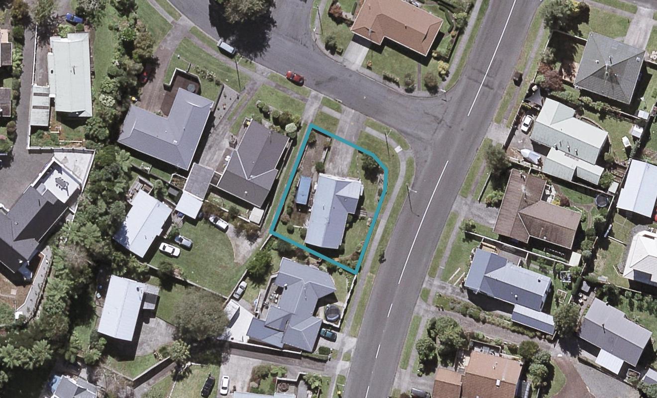 77 Heta Road, Highlands Park, New Plymouth - Carousel 1