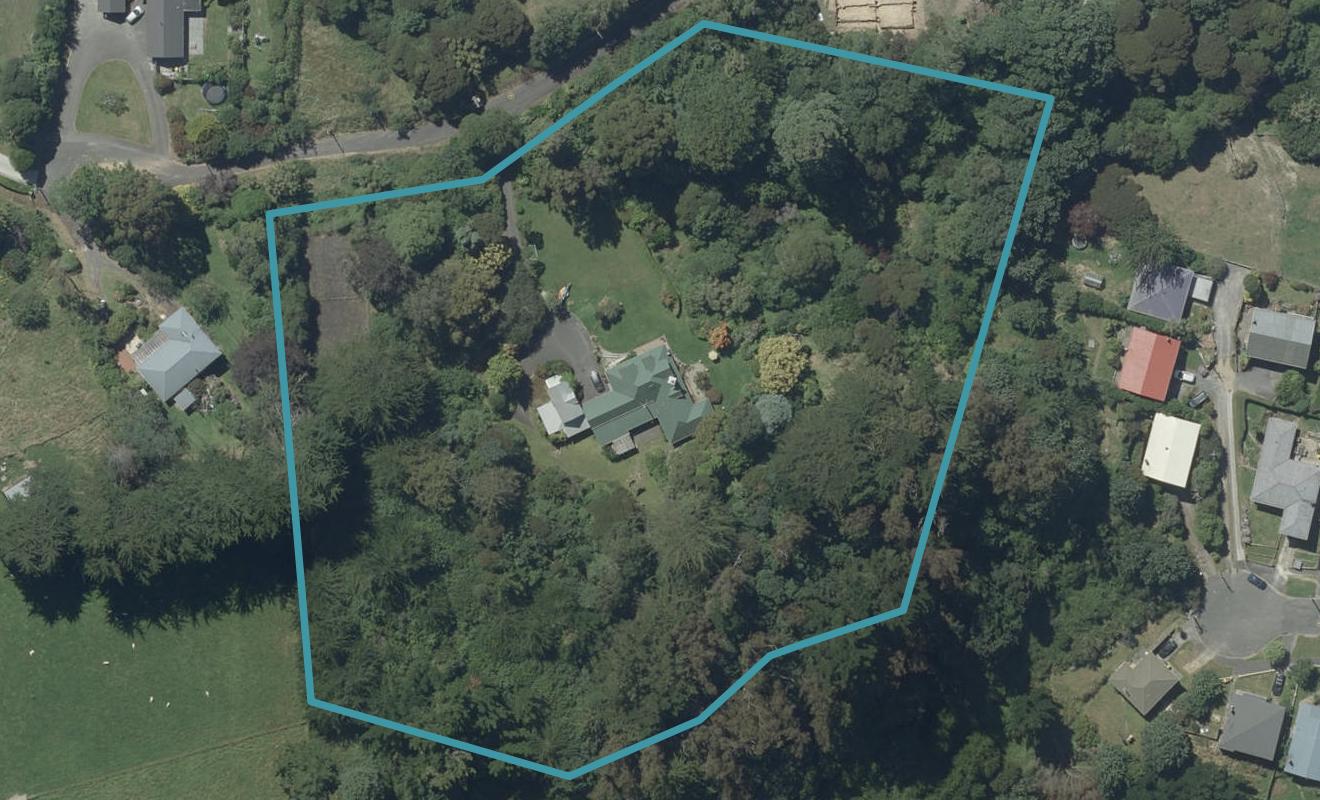 25 Ettrick Street, Glenross, Dunedin - Carousel 1