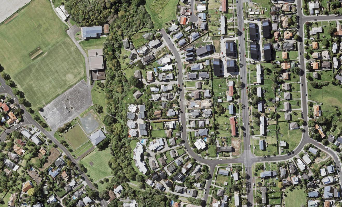 32 Takitimu Street, Orakei, Auckland - Carousel 1