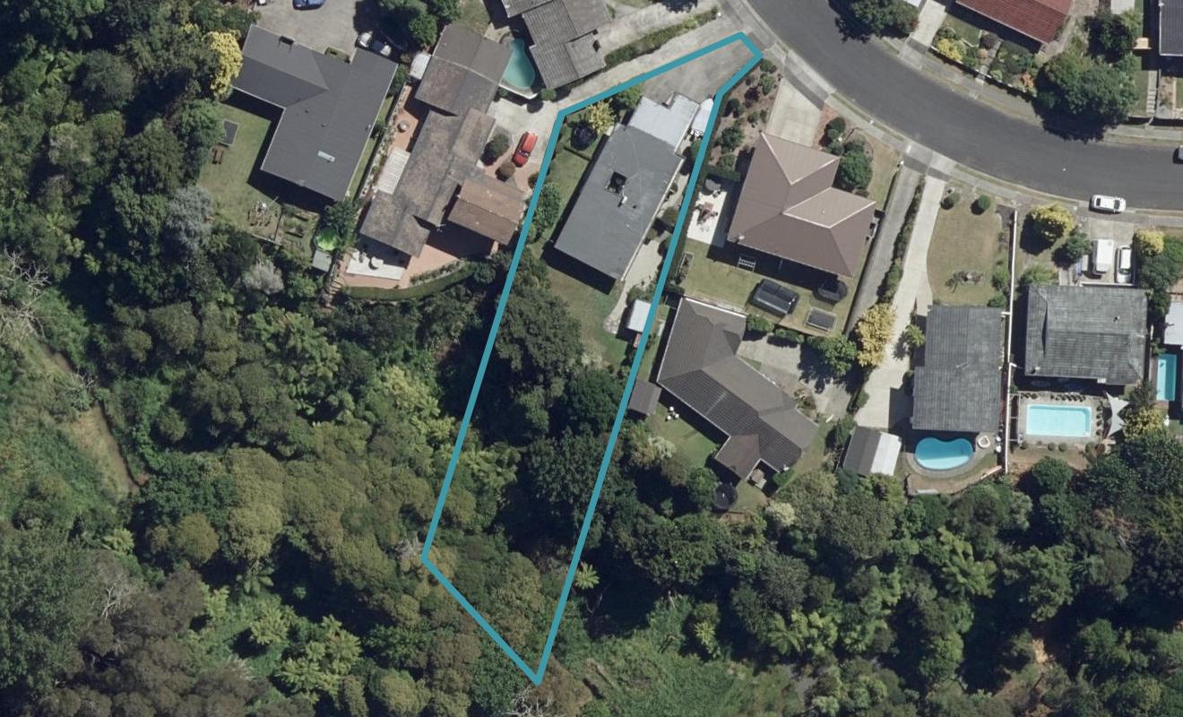 8 McLaren Place, Chedworth, Hamilton - Carousel 1