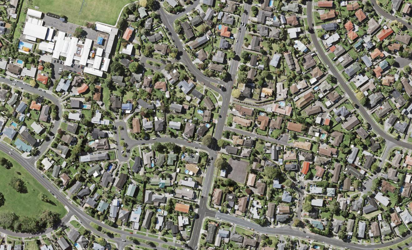 44B Glenmore Road, Sunnyhills, Auckland - Carousel 1