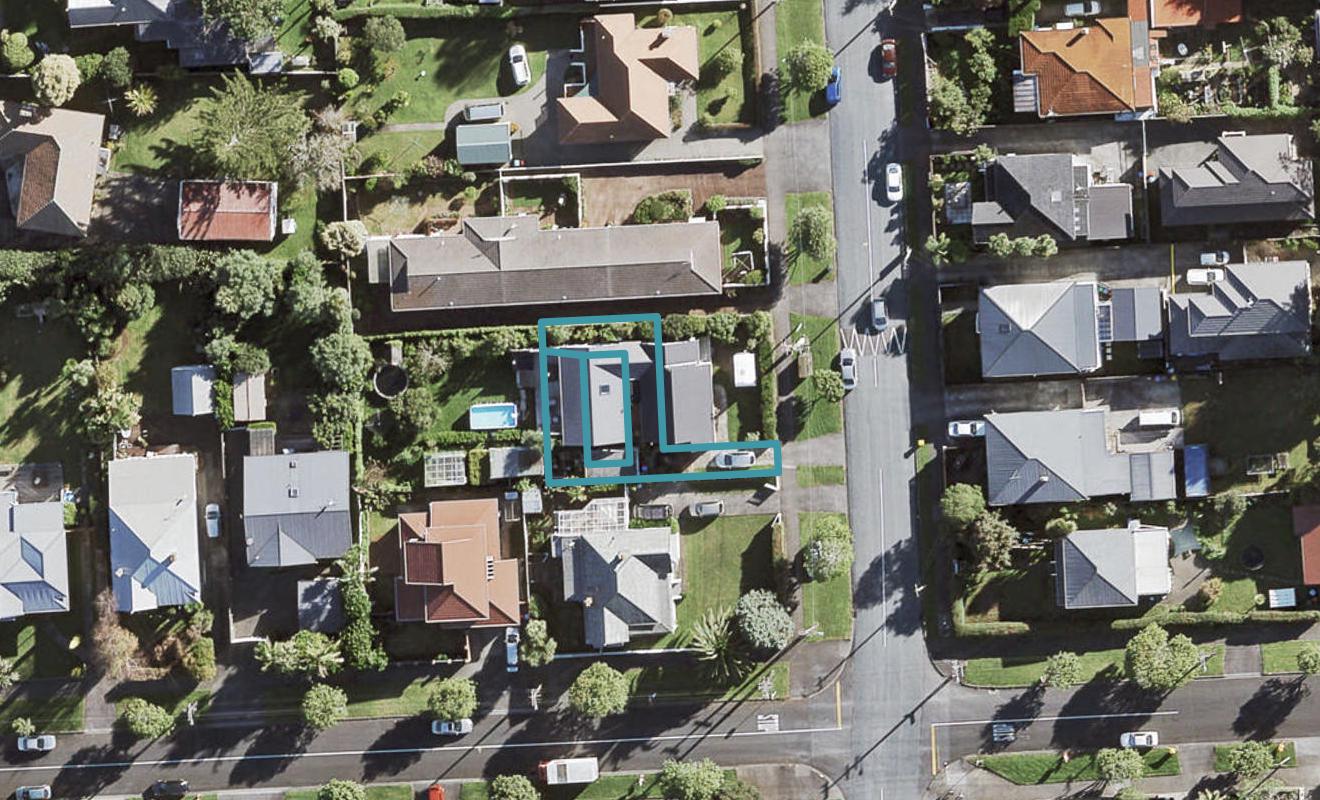9/33 Roberton Road, Avondale, Auckland - Carousel 1
