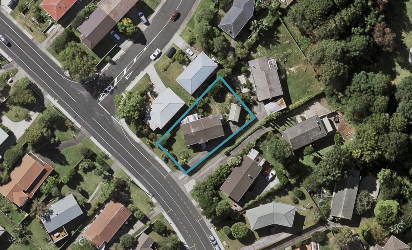 72 Sycamore Drive, Sunnynook, Auckland - Carousel 1