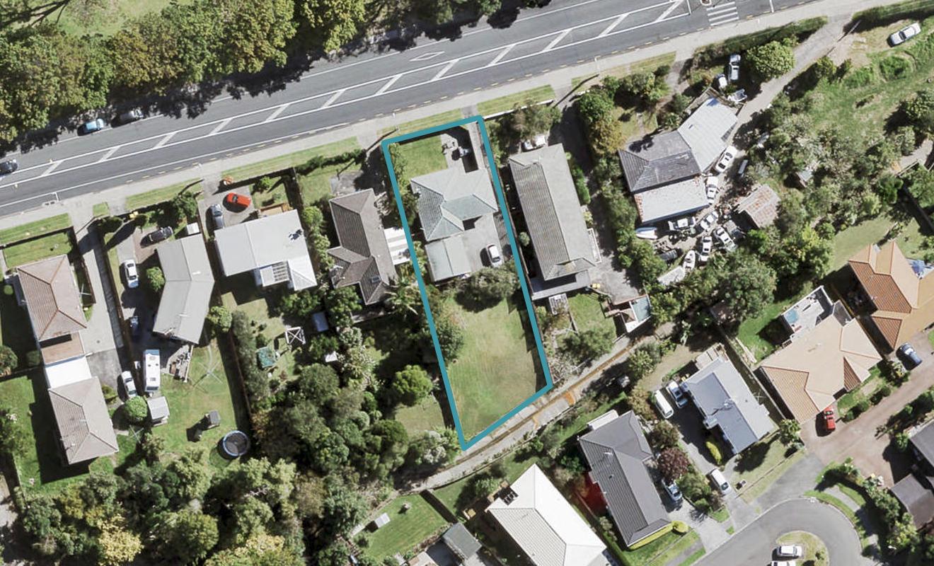 104 Godley Road, Green Bay, Auckland - Carousel 1