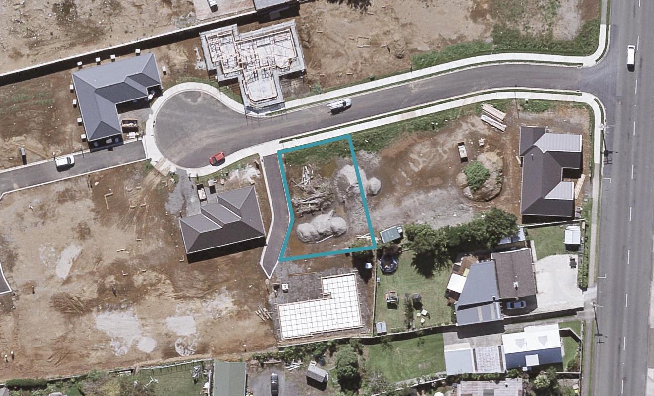 7 Howe Place, Upper Vogeltown, New Plymouth - Carousel 1