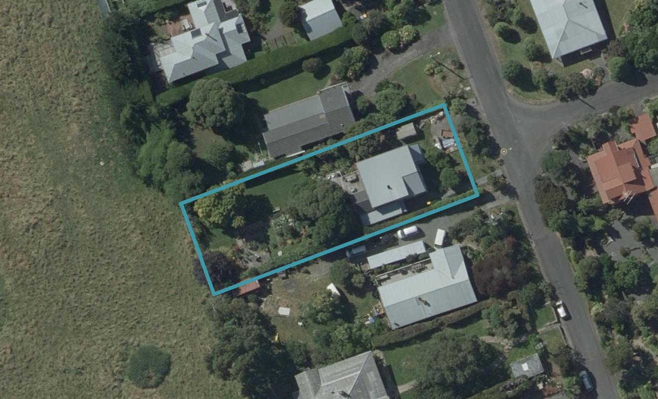 10 Matariki Street, Broad Bay, Dunedin - Carousel 1