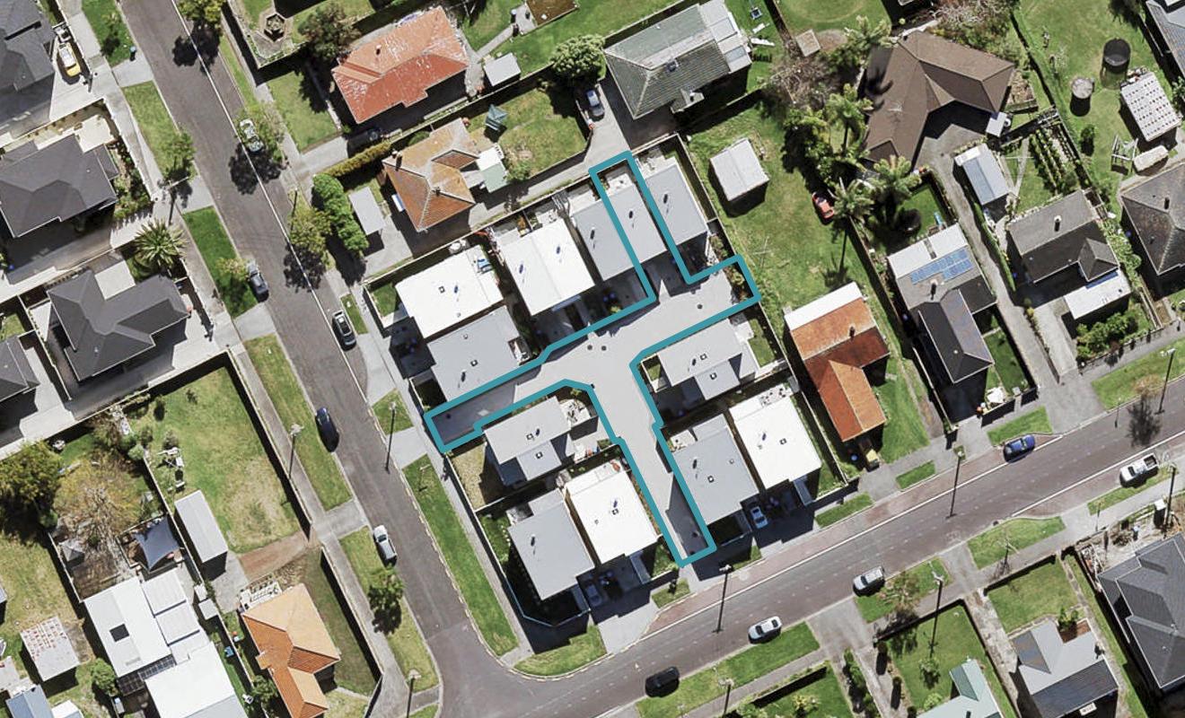 9 Kumanu Lane, Blockhouse Bay, Auckland - Carousel 1
