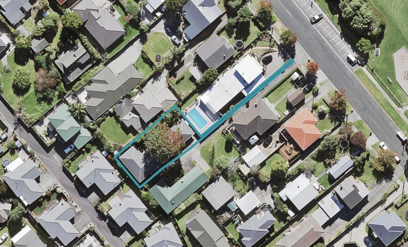 39B Willerton Avenue, New Lynn, Auckland - Carousel 1