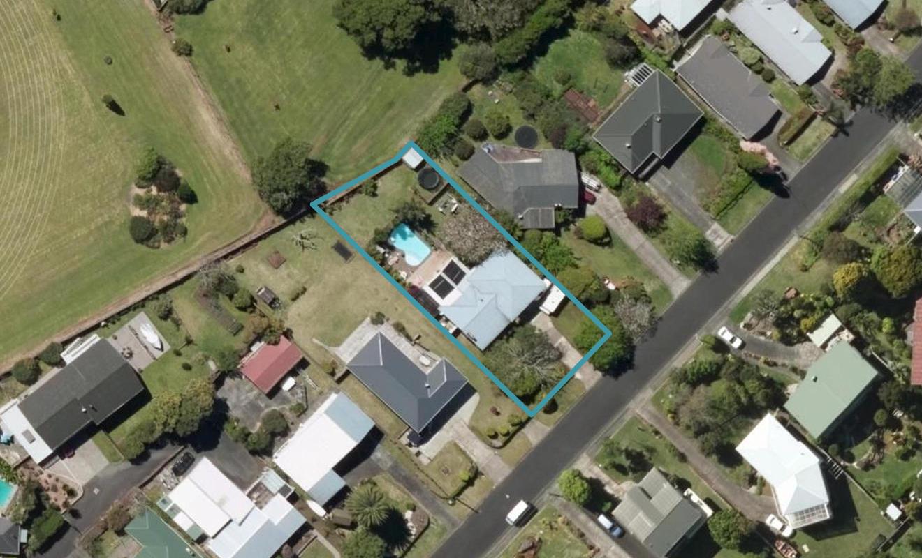 5 Hoey Street, Kamo, Whangarei - Carousel 1