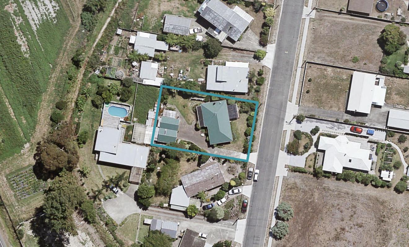21 Rogers Road, Bay View, Napier - Carousel 1