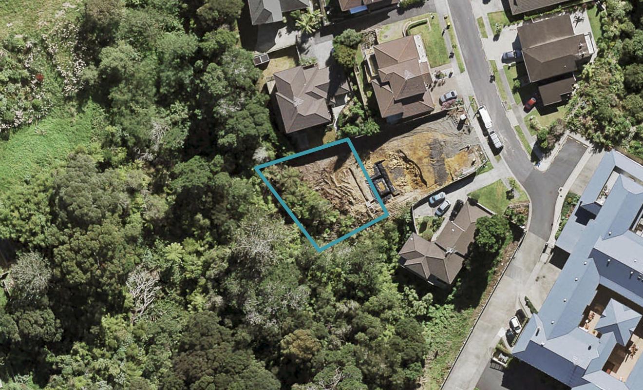 43B Condor Place, Unsworth Heights, Auckland - Carousel 1