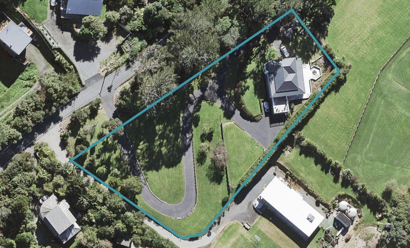 135 Attwood Road, Paremoremo, Auckland - Carousel 1