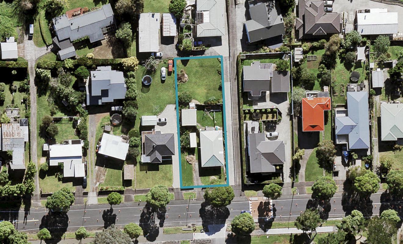 72 Terry Street, Blockhouse Bay, Auckland - Carousel 1