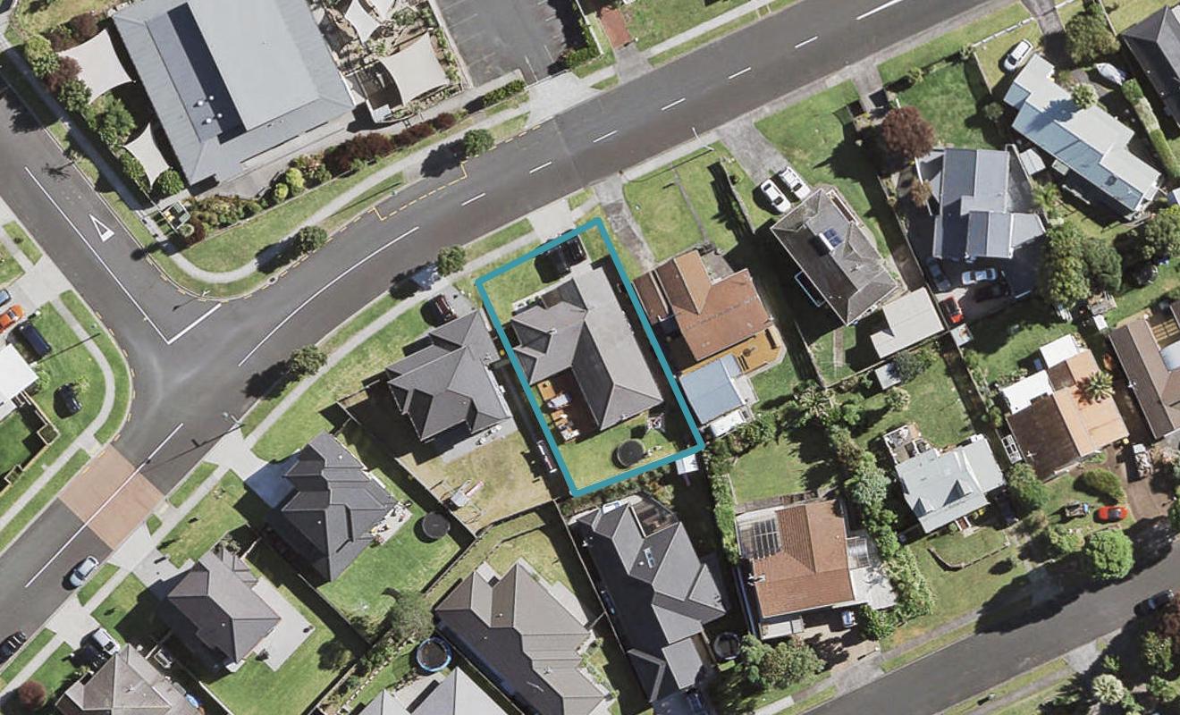 36 Hadley Wood Drive, Wattle Downs, Auckland - Carousel 1