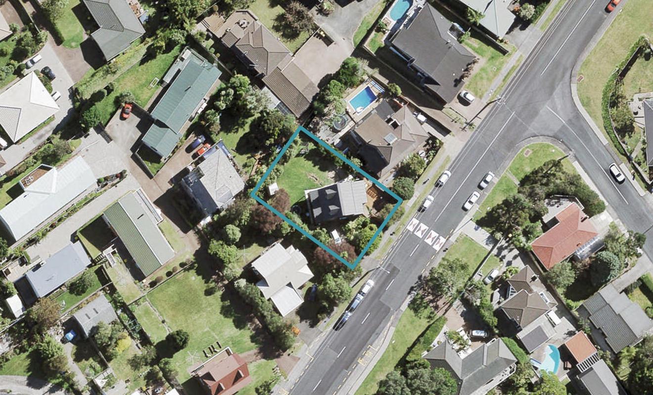 29 Avonleigh Road, Green Bay, Auckland - Carousel 1