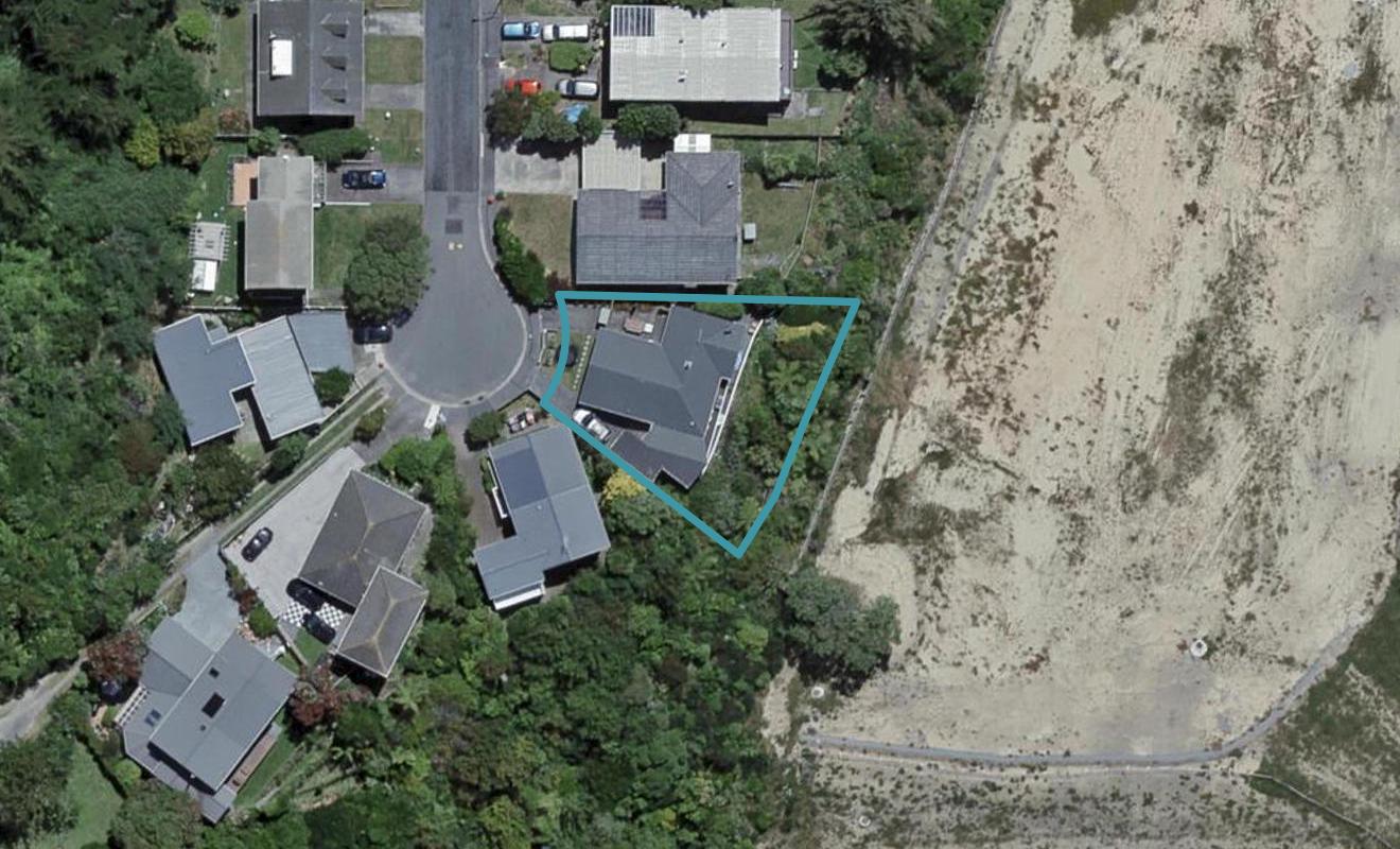 31 Breton Grove, Kingston, Wellington - Carousel 1