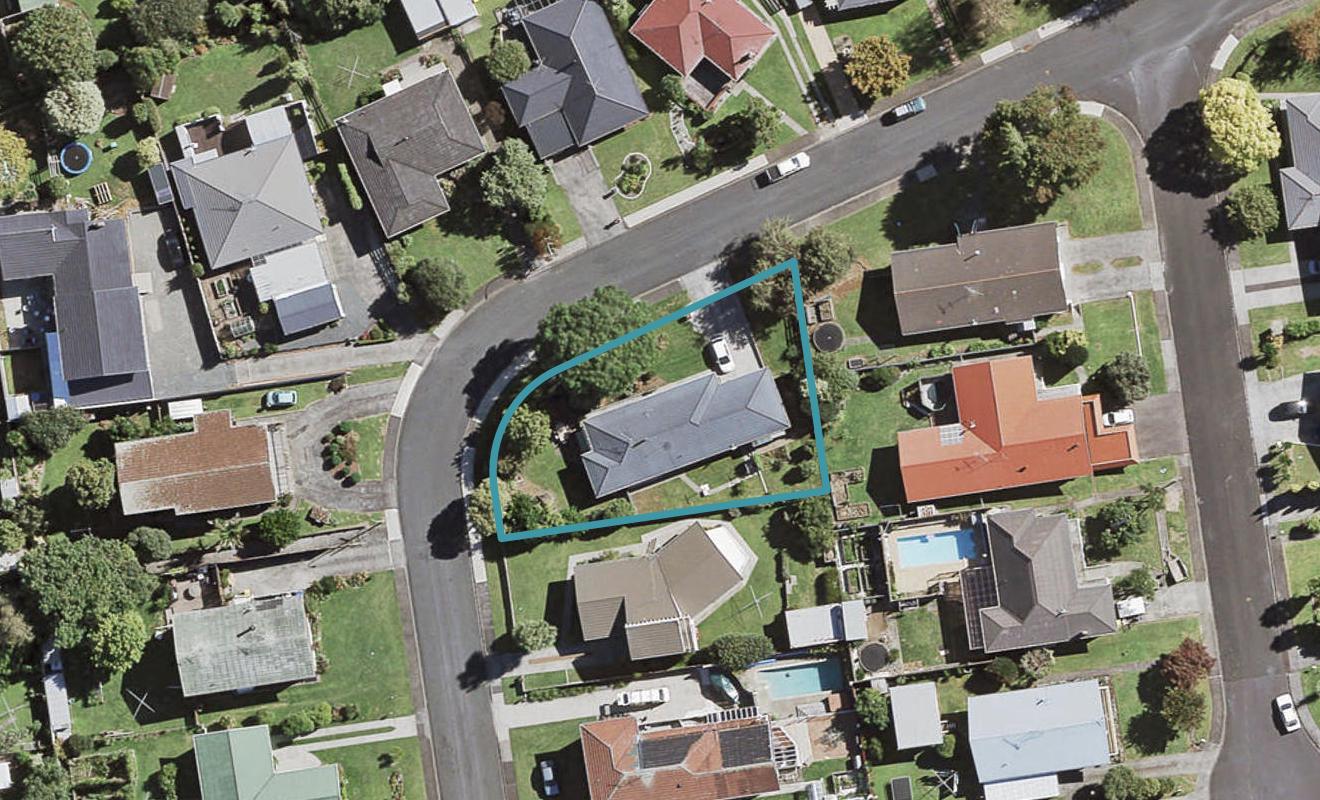 18 Fairview Avenue, Opaheke, Papakura - Carousel 1
