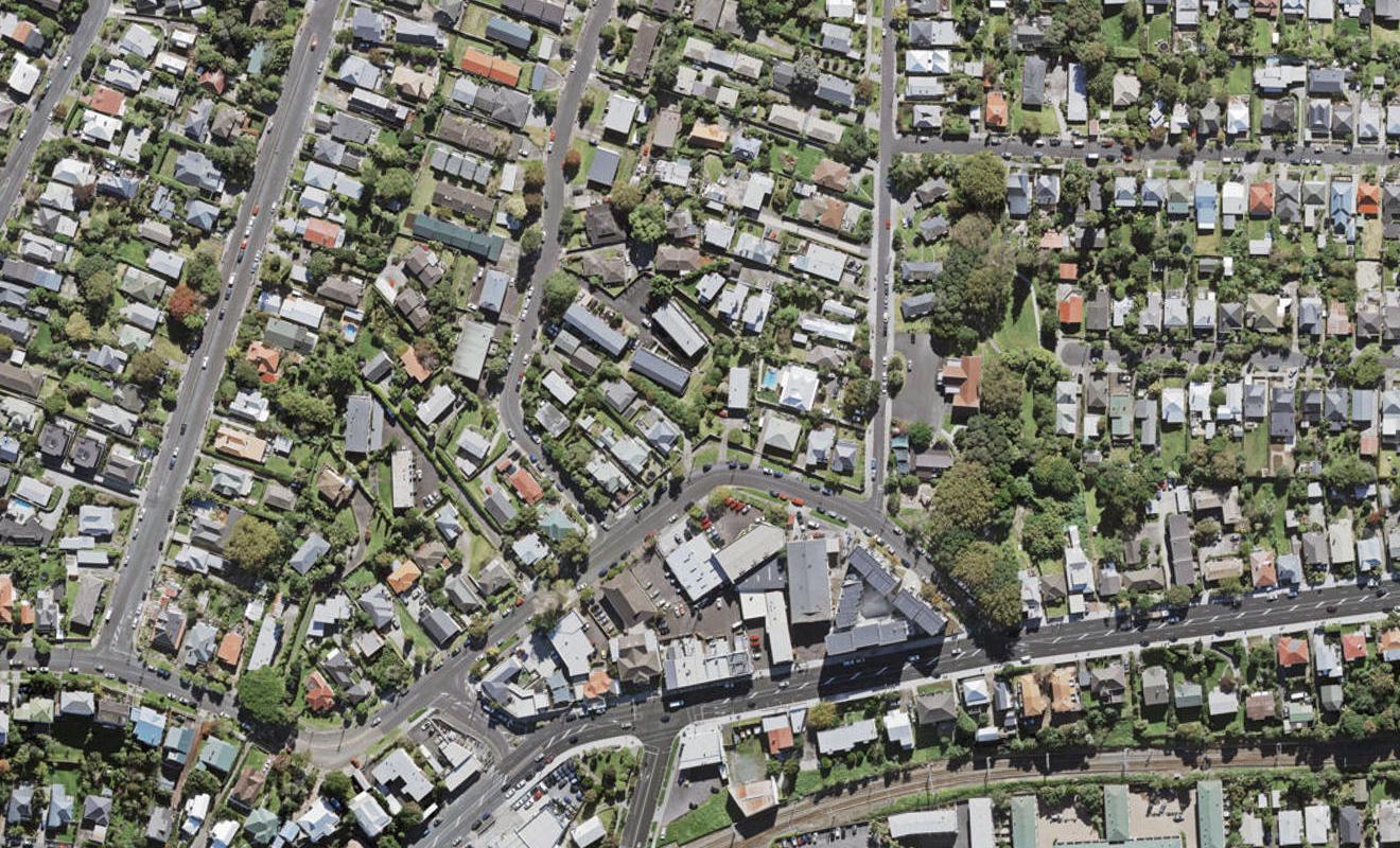 4/7 Western Springs Road, Western Springs, Auckland - Carousel 1