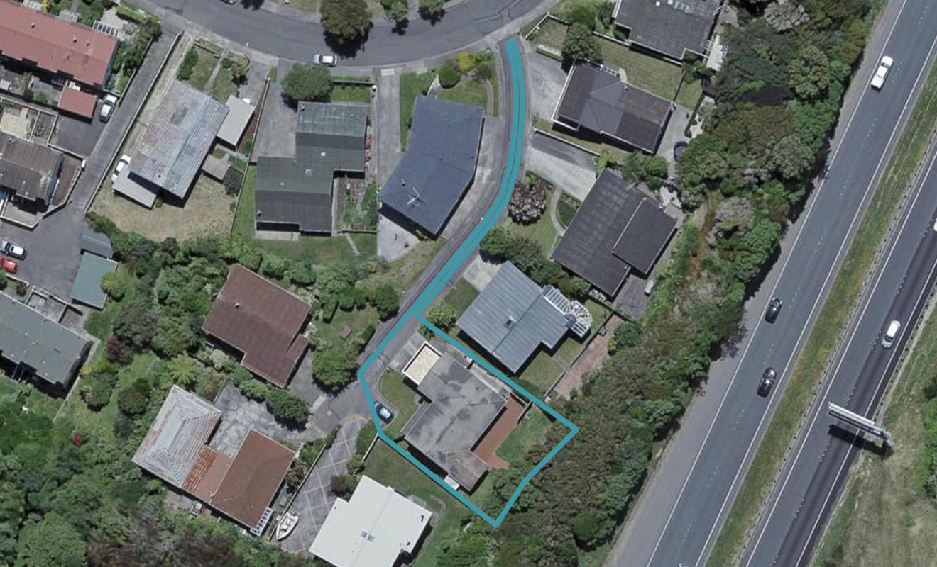 7 Waterford Drive, Churton Park, Wellington - Carousel 1