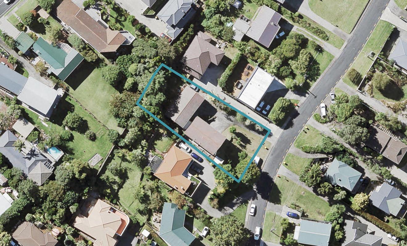 2/43 Nigel Road, Browns Bay, Auckland - Carousel 1