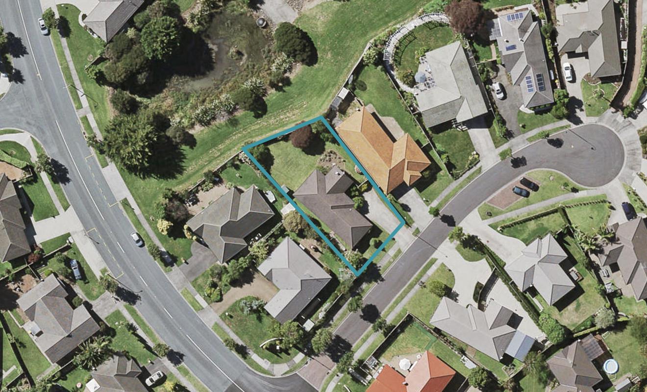 4 Atworth Way, Burswood, Auckland - Carousel 1
