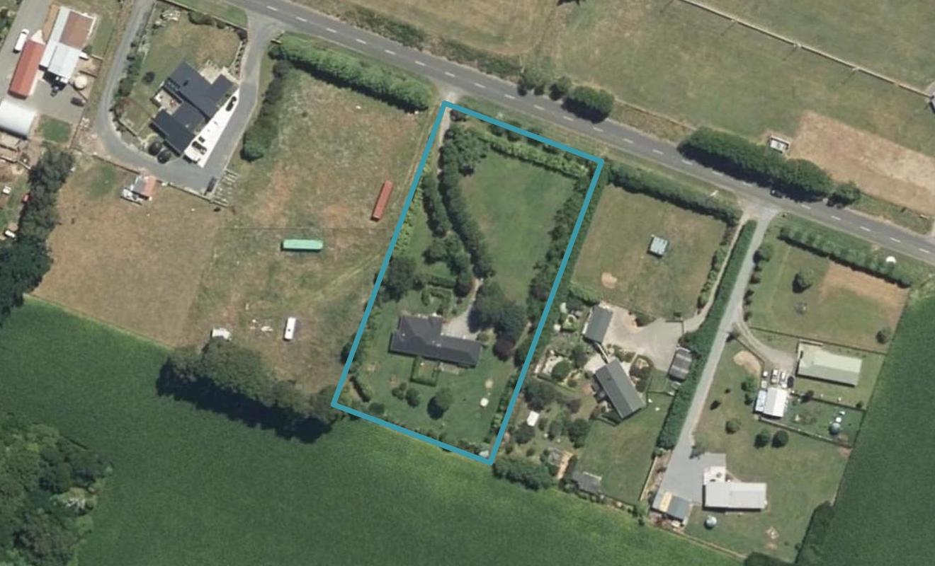 41 Waikawa Beach Road, Manakau, Levin - Carousel 1